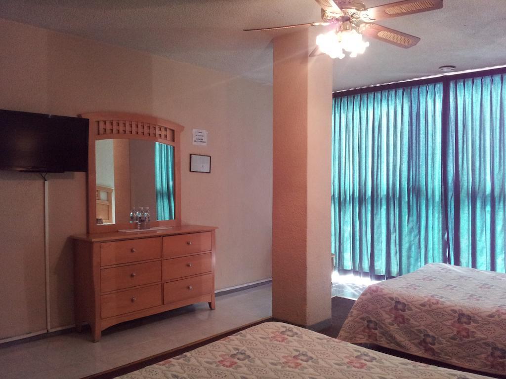 סלמנקה Hotel El Monte חדר תמונה