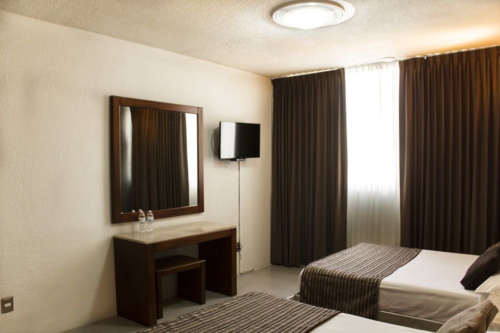 סלמנקה Hotel El Monte מראה חיצוני תמונה