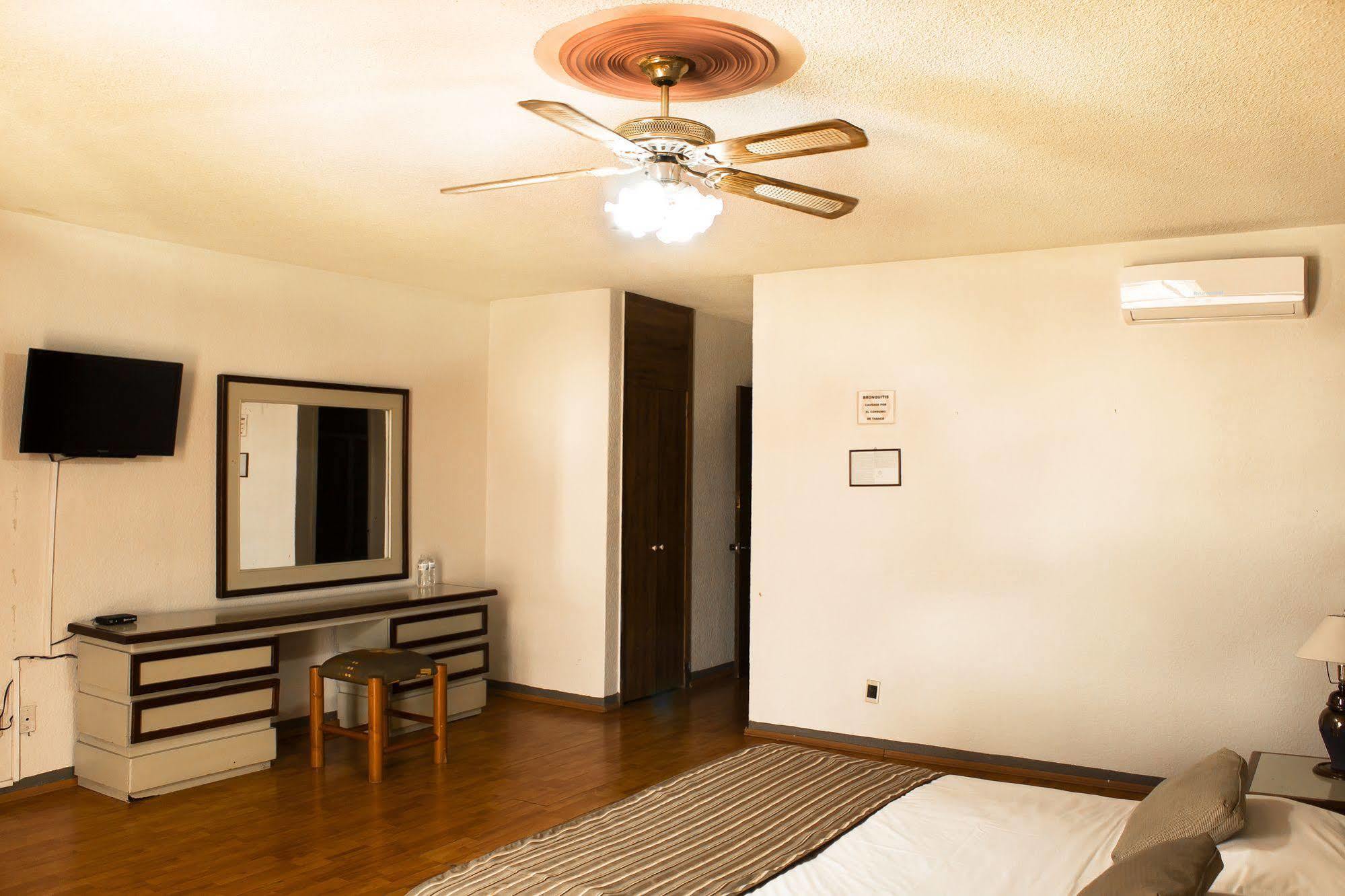 סלמנקה Hotel El Monte מראה חיצוני תמונה